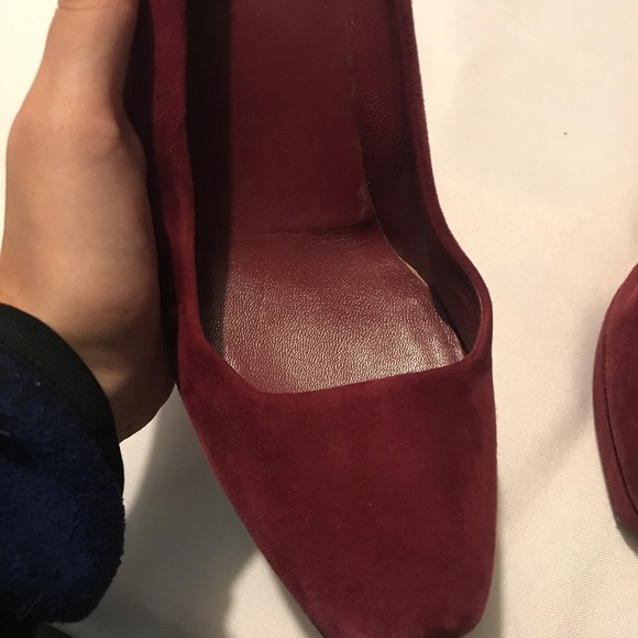 Gucci Scamosciato Tibet Burgundy Suede Platform Heels - Picture 5 of 12